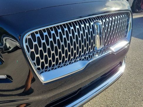 Certified 2022 Lincoln Nautilus FWD w/ Premium Package image 13