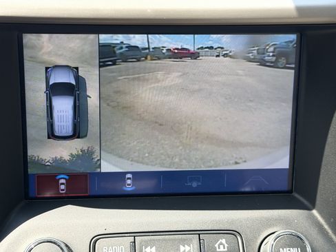 Used 2017 GMC Acadia Denali w/ Technology Package FWD image 10