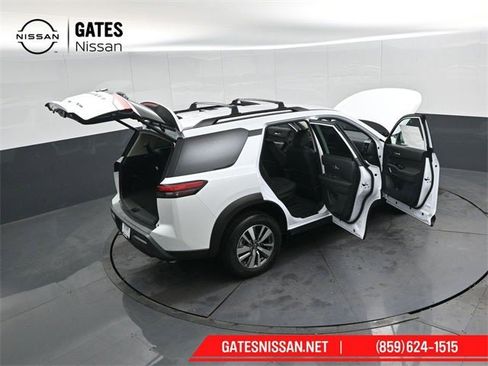 New 2026 Nissan Pathfinder SL image 47