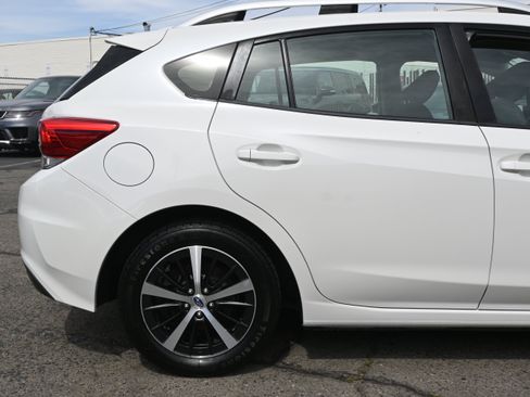 Used 2019 Subaru Impreza 2.0i Premium AWD/4WD image 25