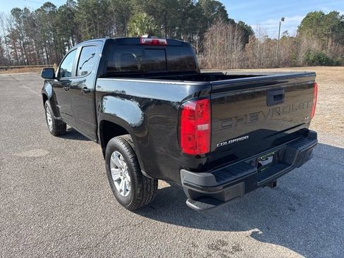Used 2021 Chevrolet Colorado LT w/ Safety Package image 2
