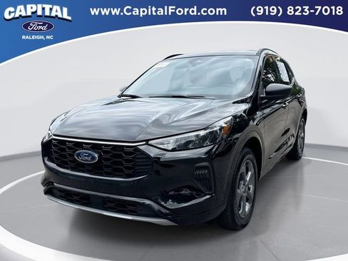 Certified 2024 Ford Escape ST-Line w/ Tech Pack #1 AWD/4WD image 1
