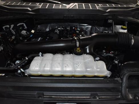 Used 2025 Ford F150 Lariat image 11