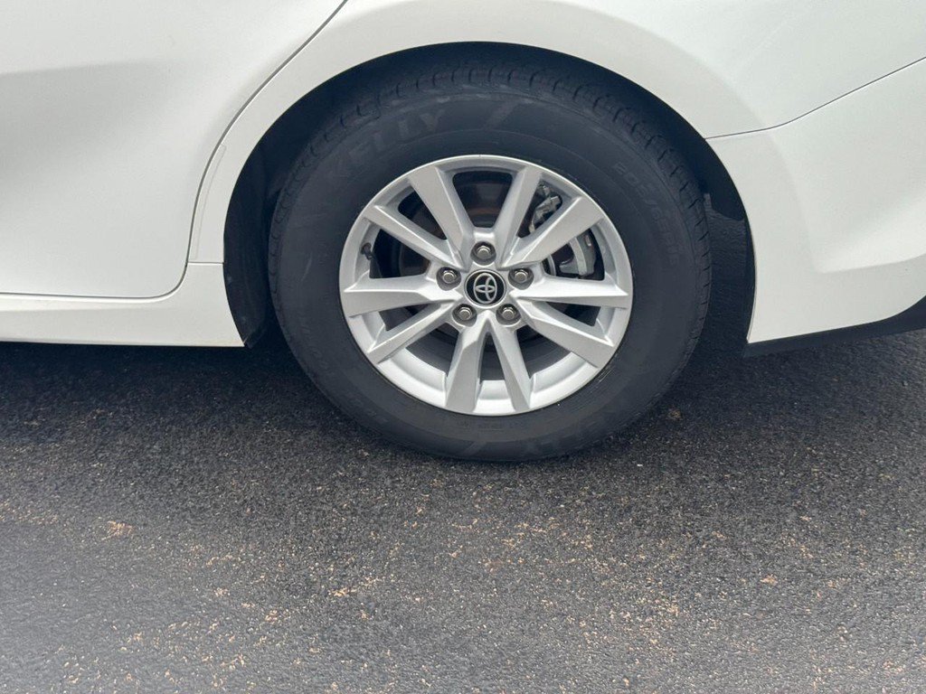 Certified 2025 Toyota Camry LE FWD image 8