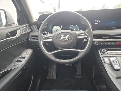 Certified 2024 Hyundai Palisade Limited AWD/4WD image 42