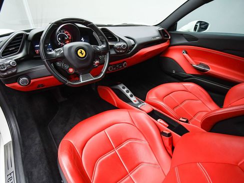 Used 2016 Ferrari 488 GTB image 11