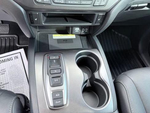 Used 2021 Honda Pilot Special Edition image 14