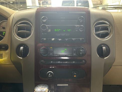 Used 2006 Ford F150 Lariat AWD/4WD image 14