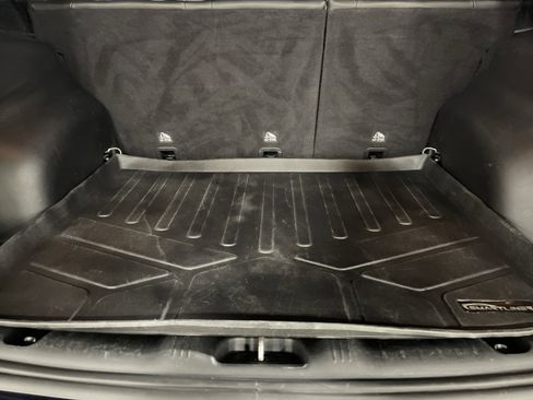 Used 2021 Jeep Compass Latitude image 11