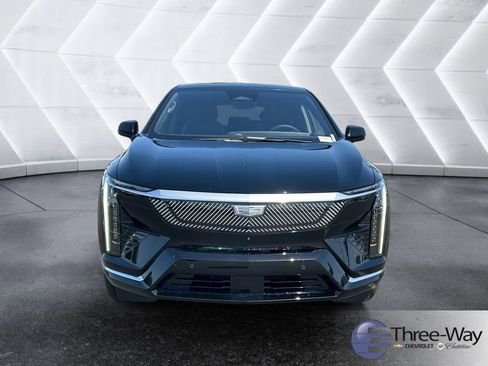 New 2026 Cadillac Optiq Luxury 1 w/ LPO, Floor Liner Package RWD image 8