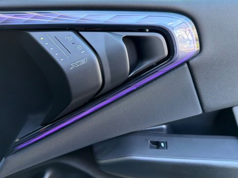 Used 2025 BMW X3 xDrive30i w/ Premium Package image 22