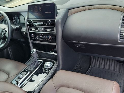 Used 2023 INFINITI QX80 Premium Select w/ All-Season Package AWD/4WD image 19