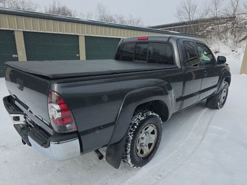 Used 2011 Toyota Tacoma 4x4 Access Cab V6 image 6