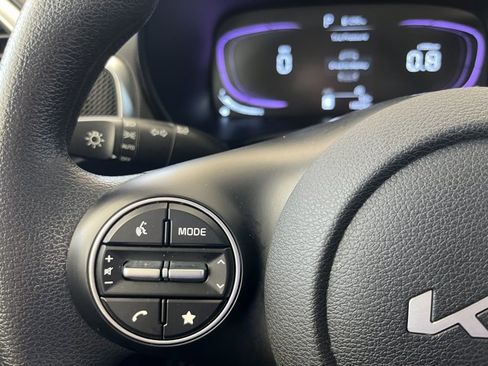 Used 2025 Kia Soul LX w/ LX Technology Package image 19