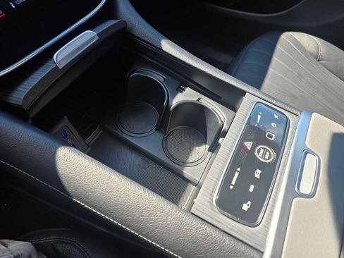 Used 2024 Mercedes-Benz EQS 450+ SUV image 30