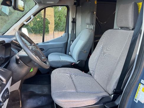 Used 2019 Ford Transit 250 148 High Roof Extended image 12