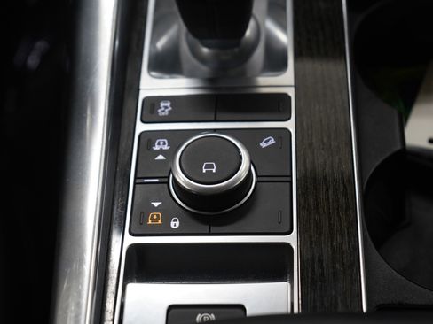 Used 2022 Land Rover Range Rover Sport HSE Silver Edition image 22