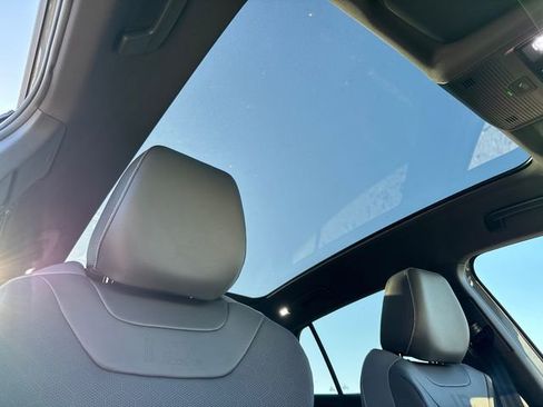 New 2026 Volkswagen ID.4 Pro S image 19