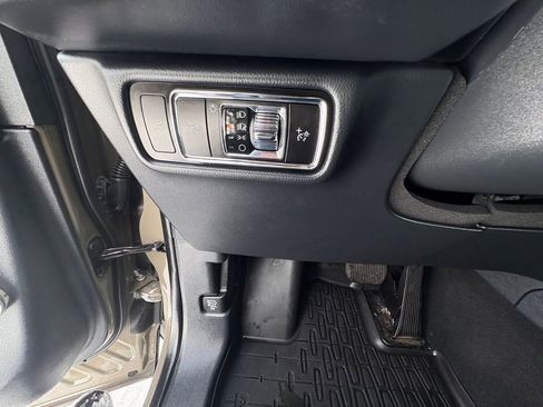 Certified 2025 Lincoln Aviator Reserve w/ Equipment Group 201A image 16