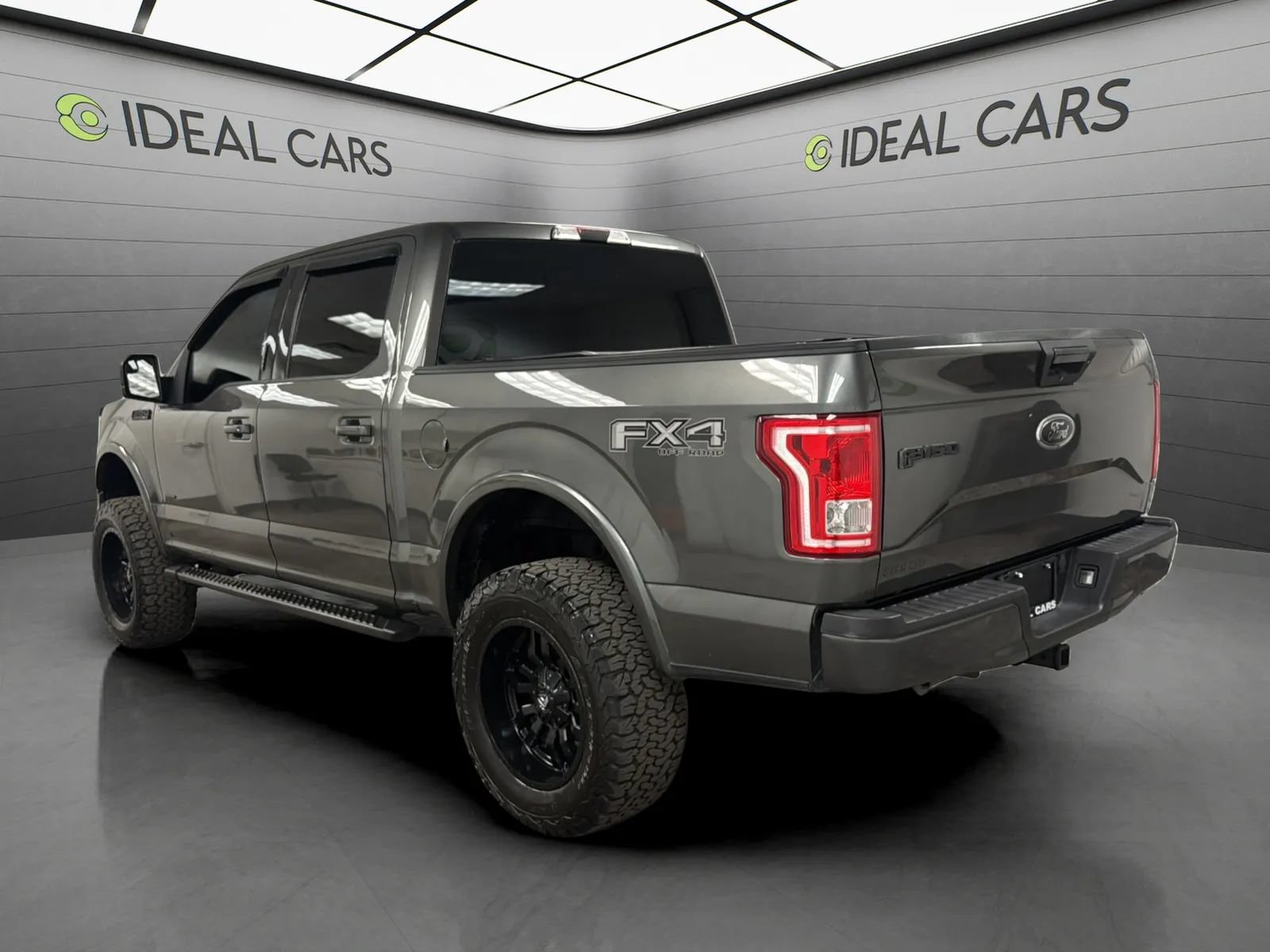Used 2016 Ford F150 XLT w/ Equipment Group 301A Mid AWD/4WD image 3