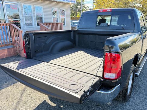 Used 2018 RAM 1500 Classic SLT w/ Luxury Group image 35