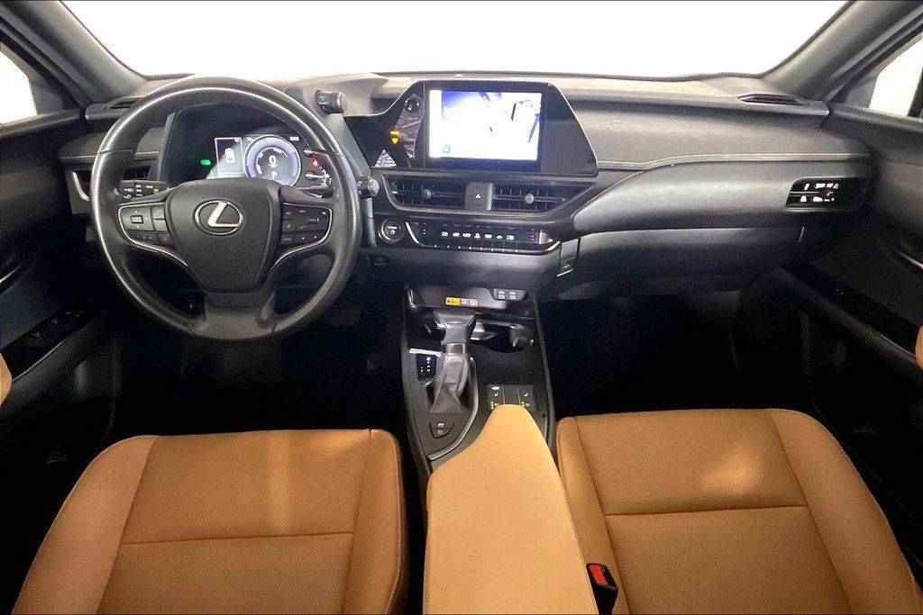 Used 2024 Lexus UX 250h FWD w/ Premium Package image 15