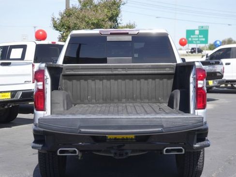 Used 2022 Chevrolet Silverado 1500 LT Trail Boss w/ Convenience Package II image 30