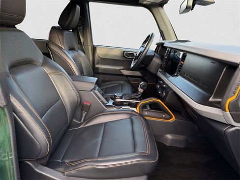 Certified 2023 Ford Bronco Badlands image 15