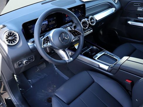 New 2026 Mercedes-Benz GLB 250 4MATIC image 31