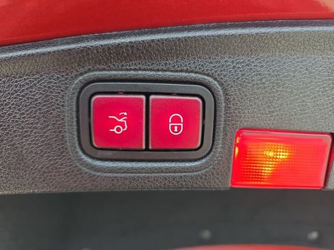 Used 2020 Mercedes-Benz C 300 4MATIC Coupe image 16