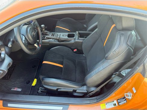 Used 2023 Toyota GR86 10th Anniversary SE image 21