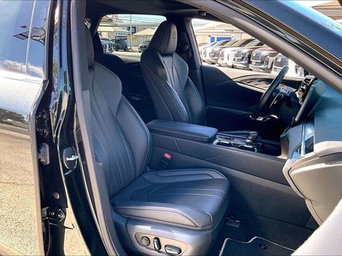 Used 2024 Lexus RX 350 F Sport w/ Convenience Package AWD/4WD image 9