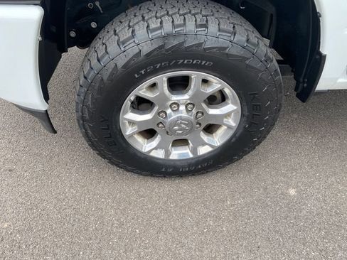 Used 2024 RAM 2500 Laramie w/ Safety Group AWD/4WD image 29