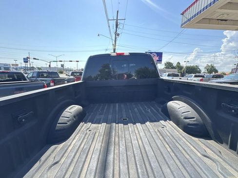 Used 2017 Ford F350 Lariat w/ Lariat Ultimate Package AWD/4WD image 9