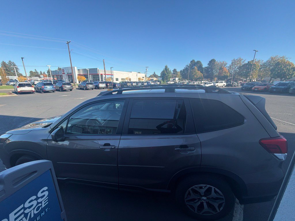Certified 2024 Subaru Forester Premium AWD/4WD image 6