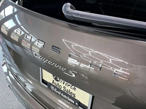 Used 2016 Porsche Cayenne S AWD/4WD image 26