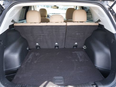 Used 2018 Jeep Compass Sport image 27