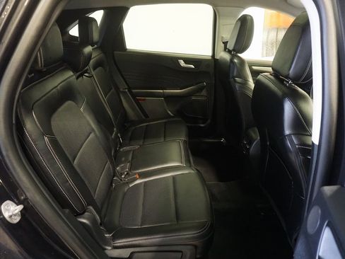 Used 2022 Ford Escape SEL w/ Technology Package image 27