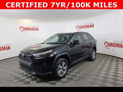 Used 2025 Toyota RAV4 XLE AWD/4WD image 4