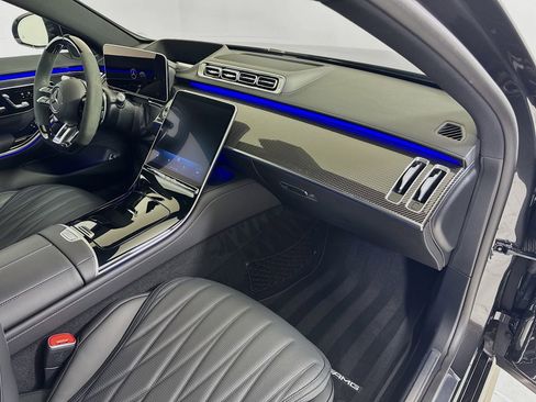 Used 2025 Mercedes-Benz S 63 AMG S image 28