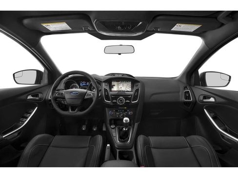 Used 2015 Ford Focus ST FWD image 5