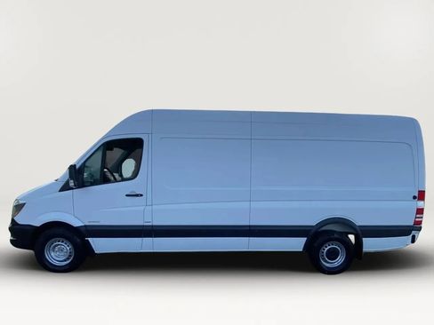 Used 2015 Mercedes-Benz Sprinter 2500 w/ Driver Comfort Package image 23