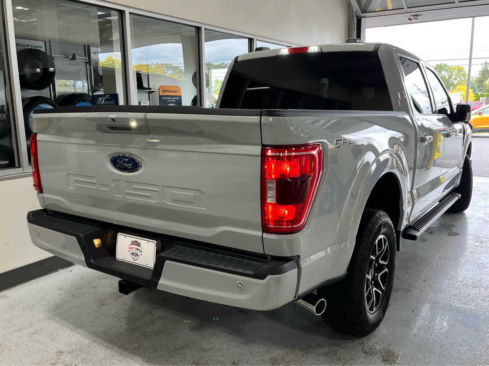Used 2023 Ford F150 XLT w/ Equipment Group 302A High AWD/4WD image 9