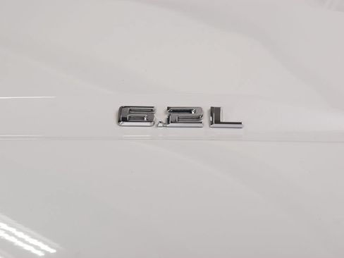 Used 2024 Chevrolet Silverado 1500 High Country AWD/4WD image 16