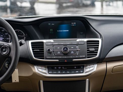 Used 2014 Honda Accord LX image 21