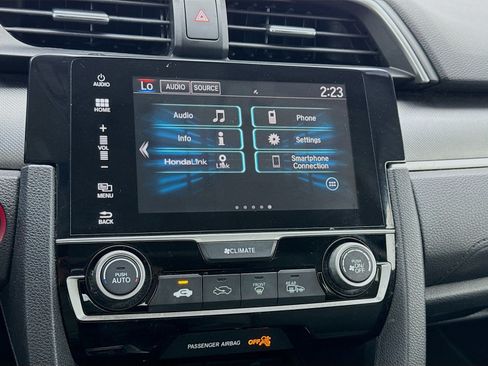 Used 2018 Honda Civic EX image 9