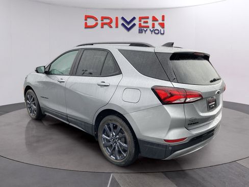 Used 2024 Chevrolet Equinox RS w/ RS Leather Package image 4