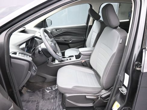 Used 2018 Ford Escape S image 18