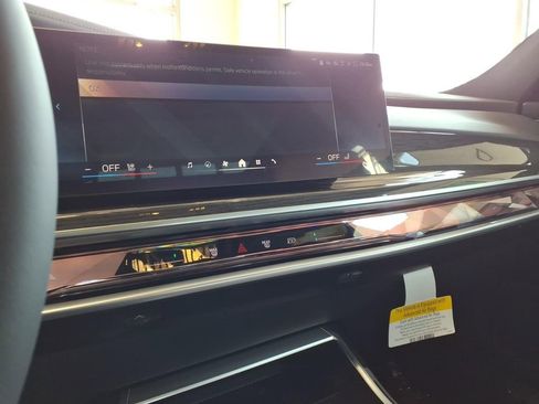 New 2026 BMW 740i xDrive image 10