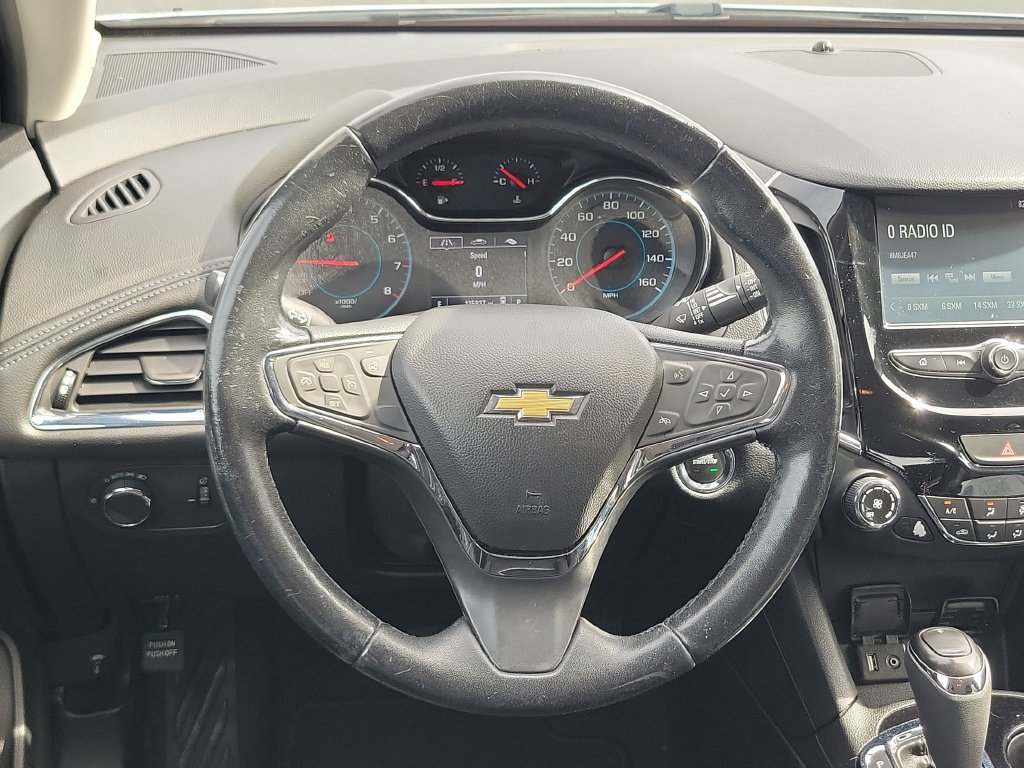 Used 2018 Chevrolet Cruze Premier FWD image 13